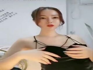 Chinesa webcam convidativo encantador milf masturba com brinquedos | xhamster