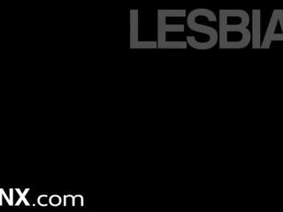 Lesbianx - sweaty interracial lesbianas sexo: gratis hd adulto película 1d