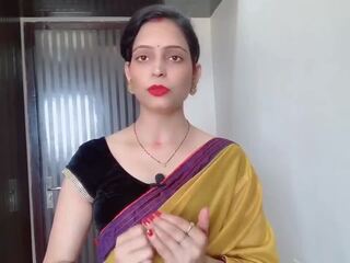 Indiano desi bhabhi indossare giallo saree in anteriore di. | youporn