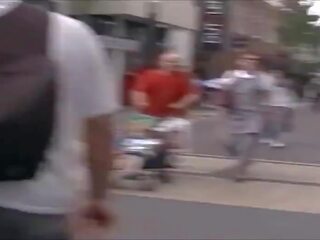 Túžba pre vlhké bravčové na the ulica 2002, x menovitý film f0 | xhamster