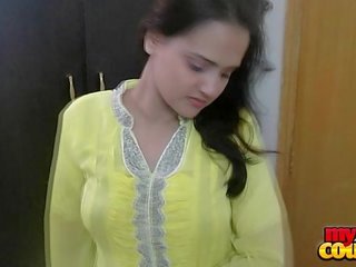 ইন্ডিয়ান attractive সোনিয়া bhabhi হস্তমৈথুন