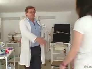 Slabut adolescenta ciudatel gyno examen și anal plug